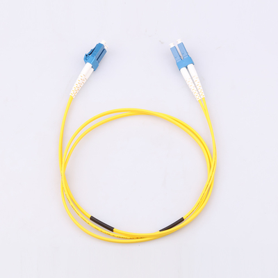 Simplex LC Fiber Optic Patch Cord High Return Loss Dengan Konektor Yang Tepat